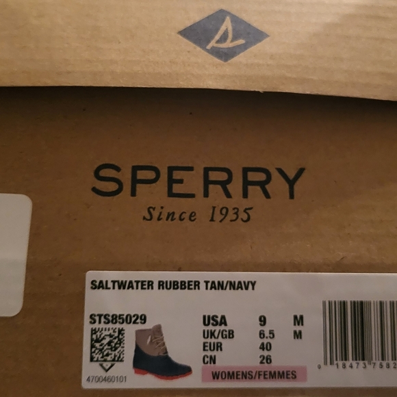 Sperry Duck Boots - Picture 4 of 4
